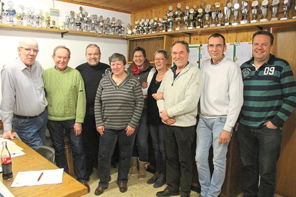 Nahmen die Geschicke der Schießabteilung St. Anna in den Blick: Reinhold Sloot, Rudi Hirsch, Norbert Lange, Lydia Waring, Dagmar Plagge, Ingeborg Lange, Franz-Josef Gerke, Thomas Lehmann und Andreas Voßkötter (v.l.),